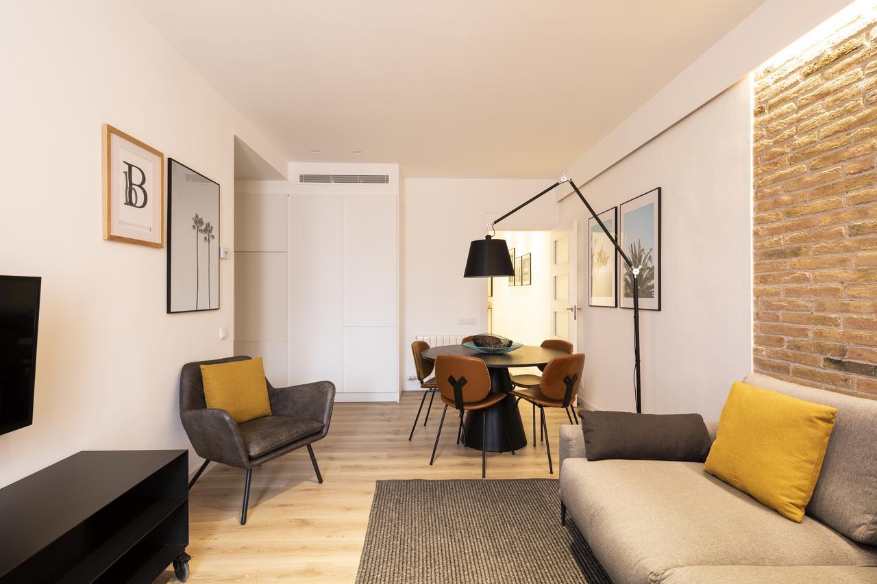 Aspasios Sagrada Familia Apartments Barcelona Exterior photo